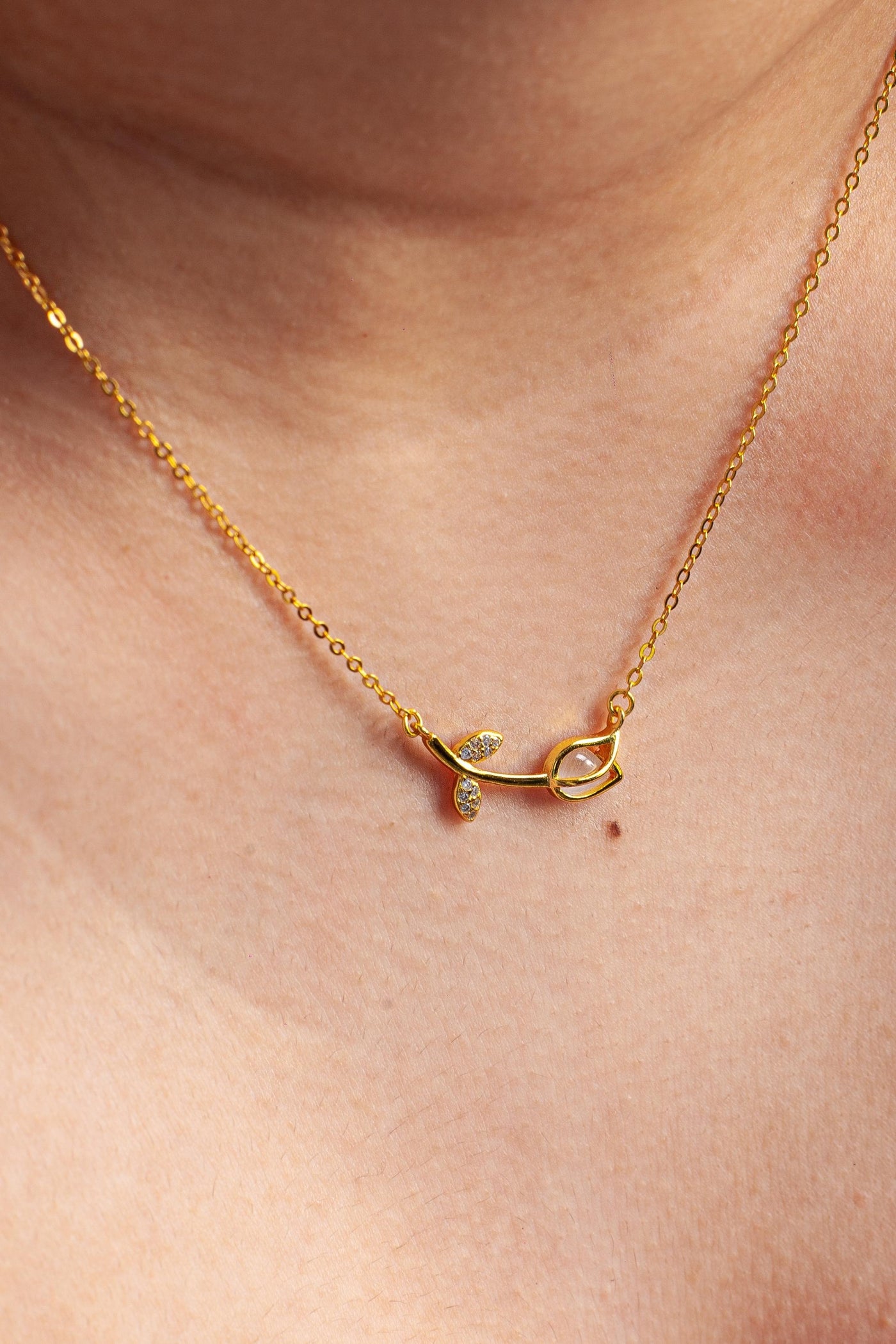 Classic Rose Gold Necklace